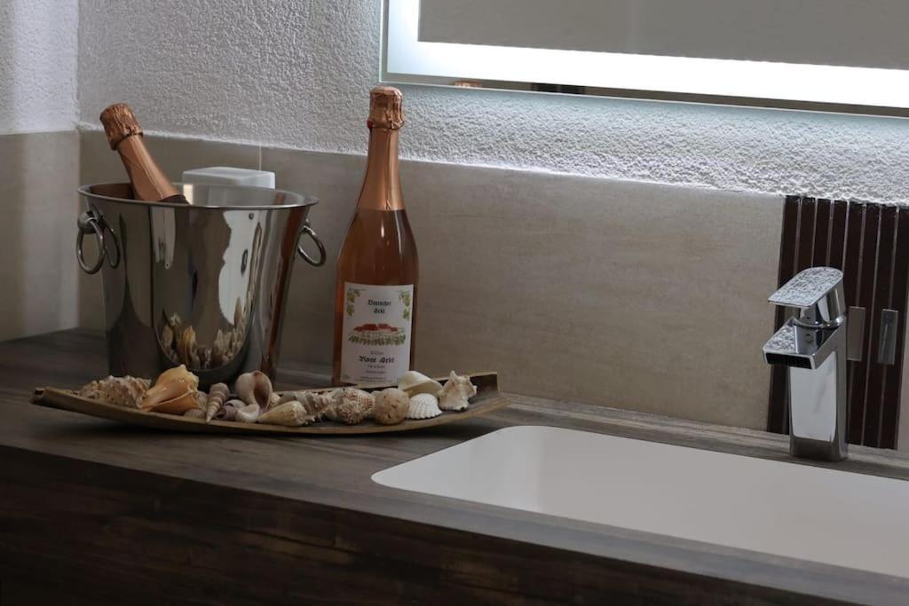 Kretzschau Ferienwohnung Weingut Lahmer August מראה חיצוני תמונה